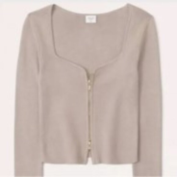 Abercrombie & Fitch Zip-Up Notch-Neck Slimming Top Sweater Shirt Size Medium EUC - Picture 8 of 8